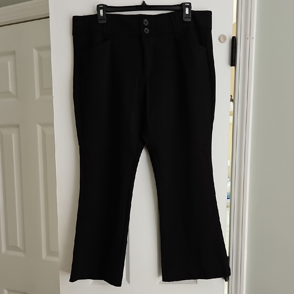 Studio by Torrid Women's Black Flare Pants 16XS